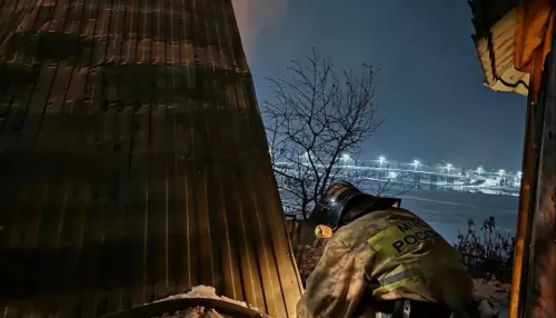 В селе Республики Алтай сгорел частный двухэтажный дом