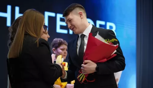 Единая Россия поздравила с 8 Марта героинь проекта Жены Героев в Барнауле