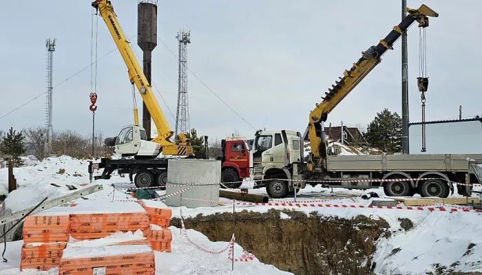 Готово 67%: как идет строительство водозабора в микрорайоне Сибирская Долина