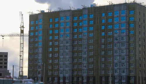 В Алтайском крае 57% строящихся квартир еще не проданы — перспективы неясны