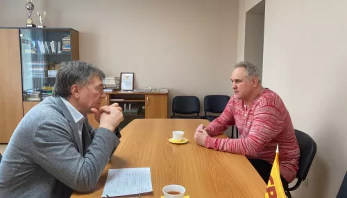 Барнаульцы обратились к Александру Терентьеву за помощью в рамках личного приема