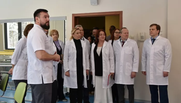 В Алтайском крае делегация Совфеда оценила реабилитацию участников СВО