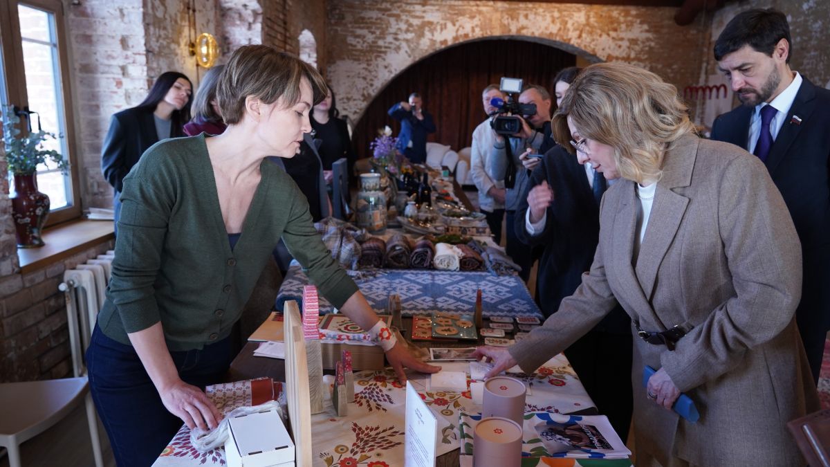 Встреча делегации Совета Федерации с представителями креативных индустрий Алтайского края