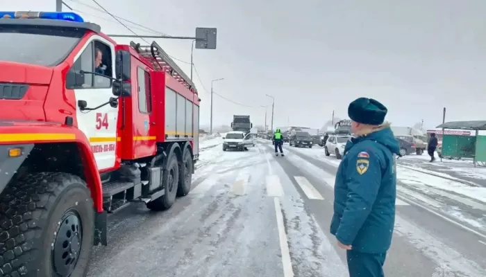 Почти два десятка трасс остаются перекрытыми в Алтайском крае. Список