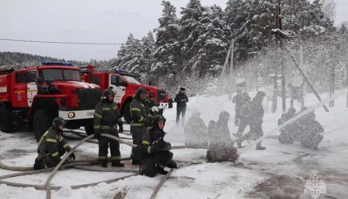 Спасатели отработали тушение природных пожаров в Республике Алтай