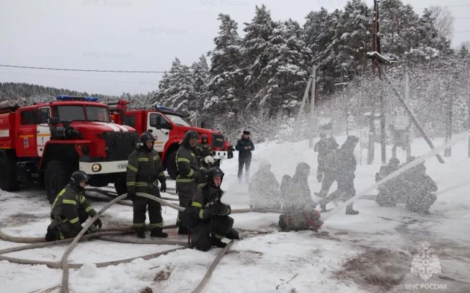 Спасатели отработали тушение природных пожаров в Республике Алтай