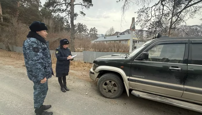 Арест внедорожника сподвиг жителя Республики Алтай погасить долг