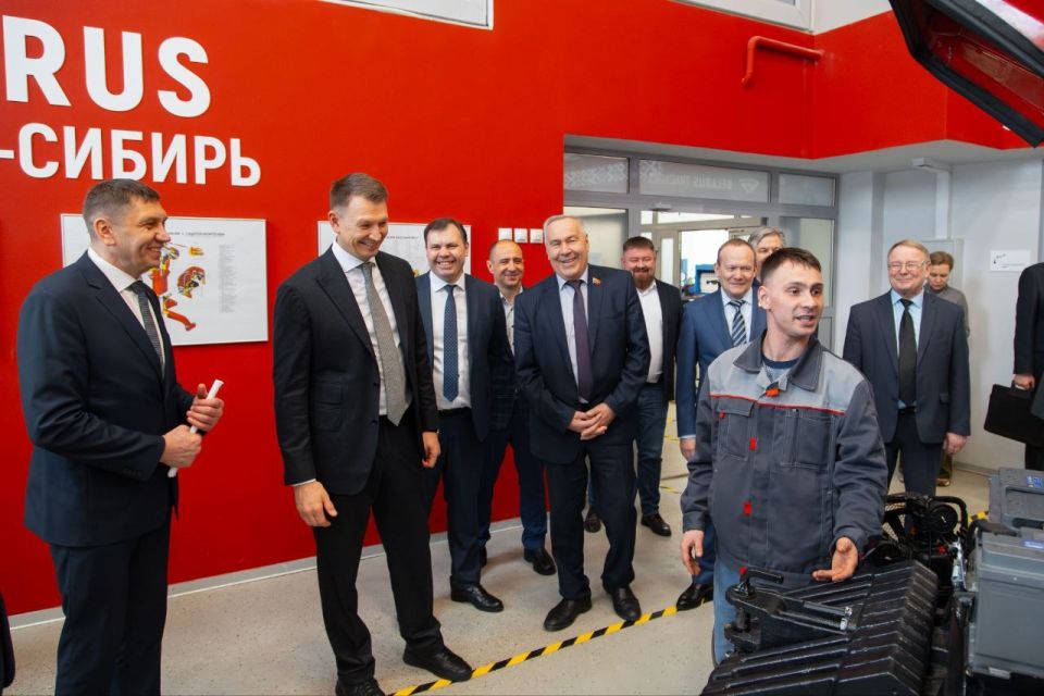 Председатель комитета Совета Федерации по аграрно-продовольственной политике и природопользованию Александр Двойных посетил Алтайский край