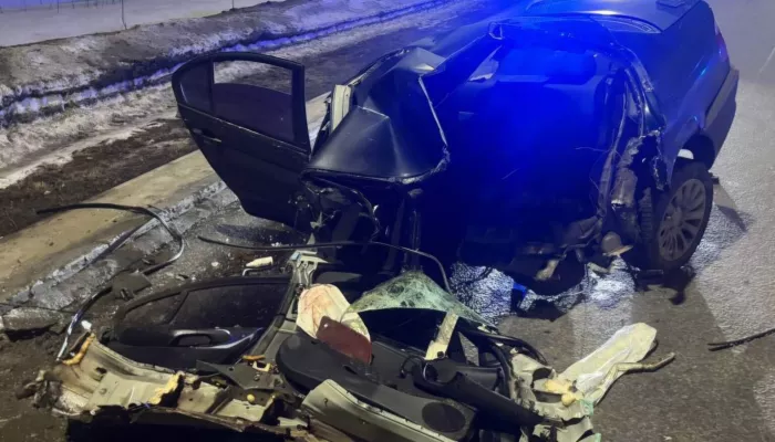 Машину разорвало на две части в смертельном ДТП в Оренбурге