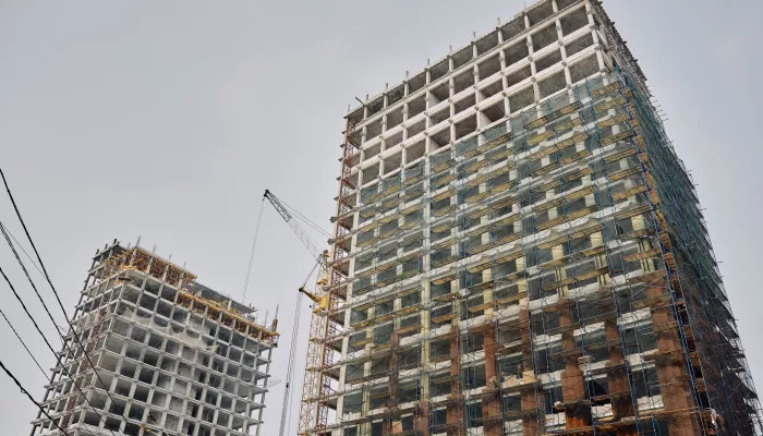 Сахаров Парк в марте: как встречает весну архитектурное украшение центра Барнаула