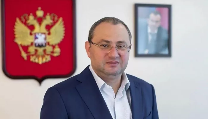 Миллиарды в квадратных метрах: за что задержан глава кубанского минздрава