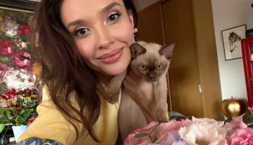 Минус 37 кг: звезда Холопа показала фигуру после резкого похудения. Фото до и после