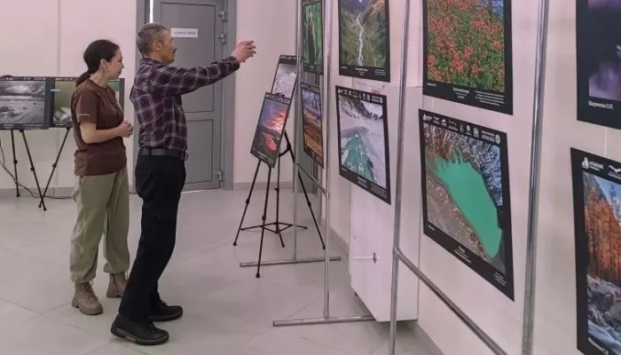 В Горно-Алтайске открыли юбилейную фотовыставку Живая природа Алтая (6+)