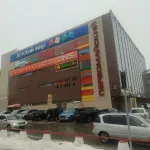 В барнаульских ТРЦ закрылись два крупных магазина Kari