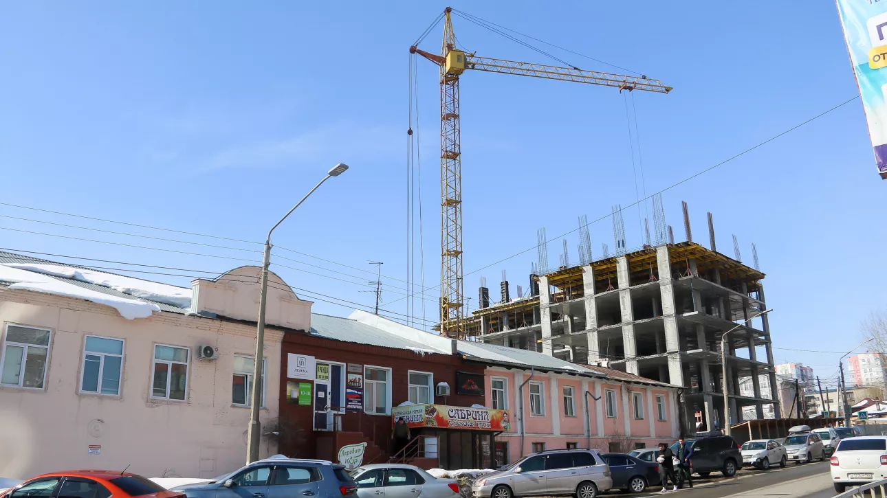Новую высотку с паркингом построят на месте 76-летней двухэтажки в центре Барнаула
