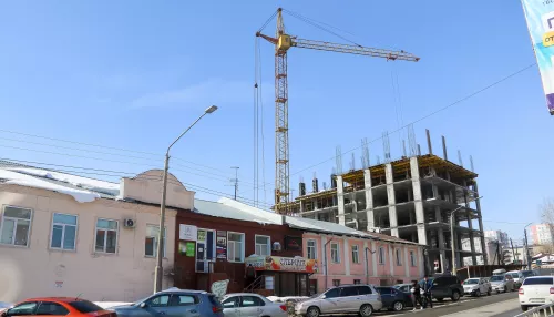 Новую высотку с паркингом построят на месте 76-летней двухэтажки в центре Барнаула