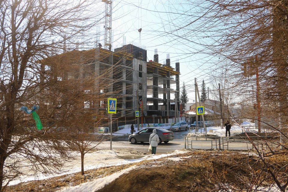 Стройплощадка на улице Никитина, 41. Март 2026 года