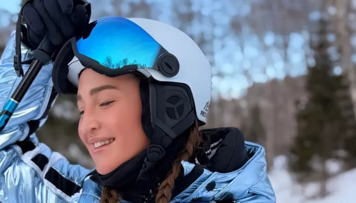 Ольга Бузова поделилась новыми кадрами с отдыха в Республике Алтай. Фото