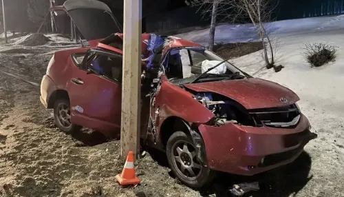 Водитель из Монголии разбился в ДТП со столбом в Манжероке