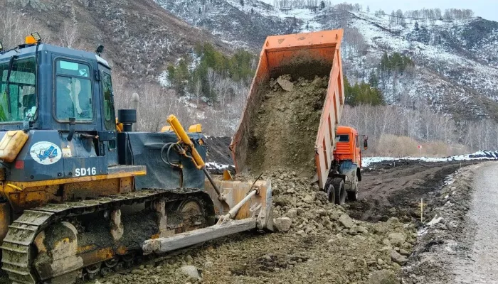 В Алтайском крае ремонтируют два моста за 615 млн рублей