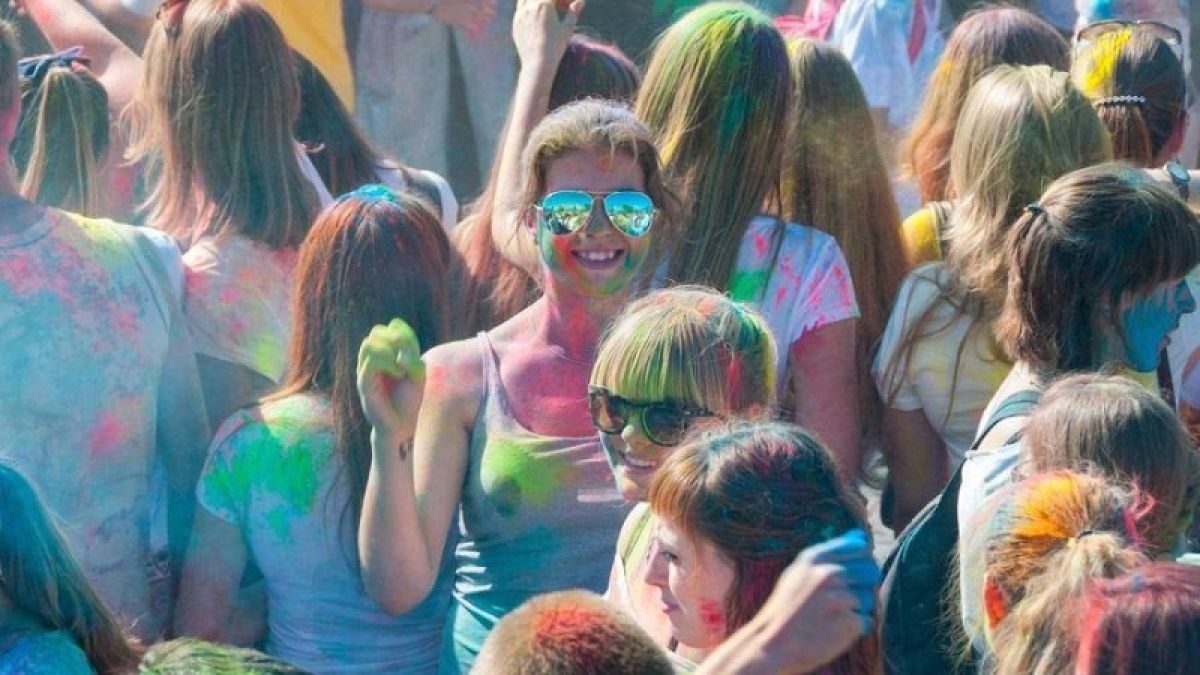 Ежегодный Фестиваль красок пройдет в Барнауле