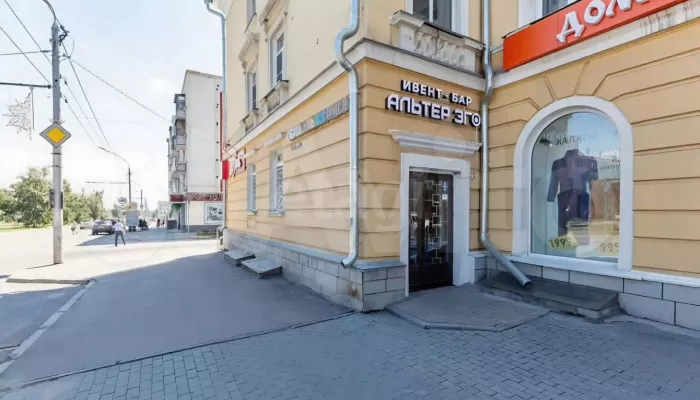 Бывший ивент-бар в центре Барнаула пытаются продать за 15 млн рублей