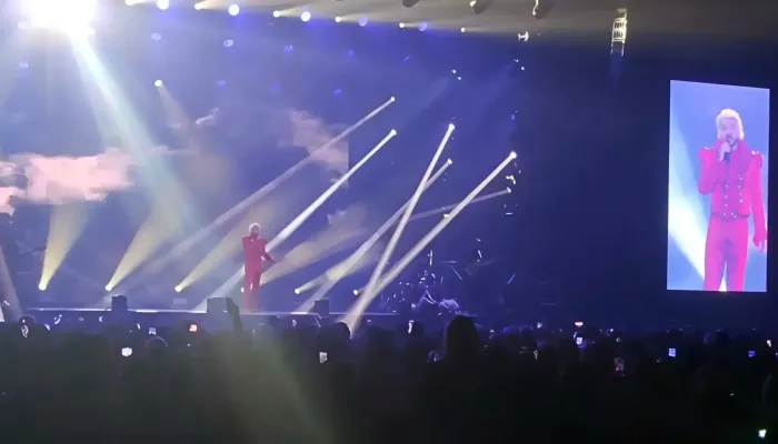 Концерт Филиппа Киркорова отгремел в Барнауле. Видео (12+)