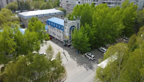 Гостинично-ресторанный комплекс выставили на продажу в Барнауле за 69 млн рублей