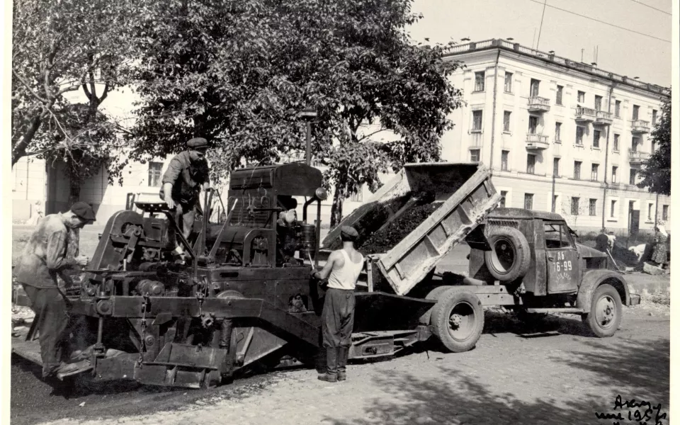 От ухабов к прогрессу: как на Алтае строили дороги в прошлом веке. Фотоархив