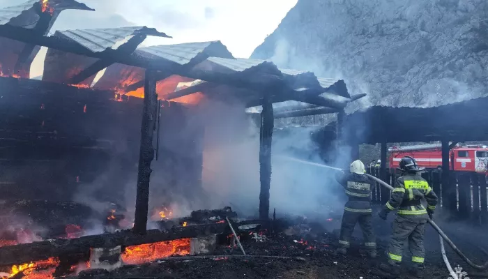 В селе Еланда Республики Алтай произошел крупный пожар