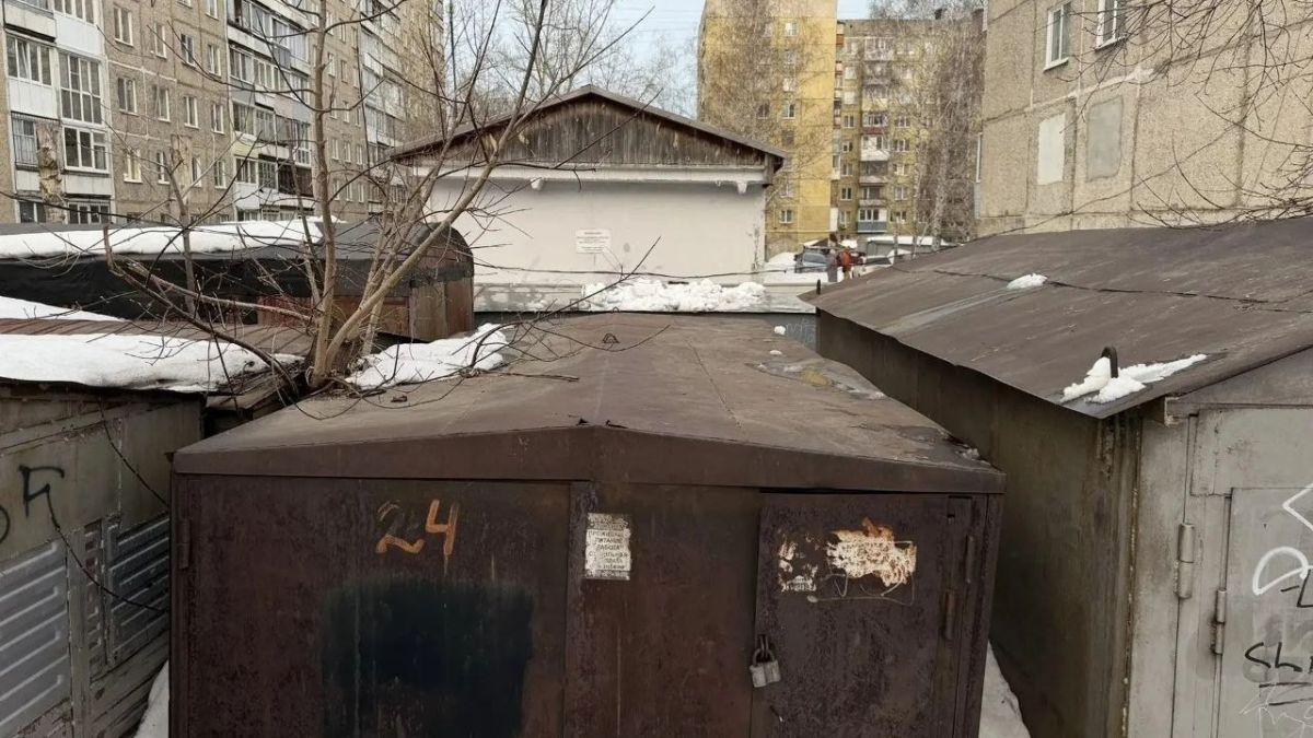 Гараж, на котором погиб ребенок