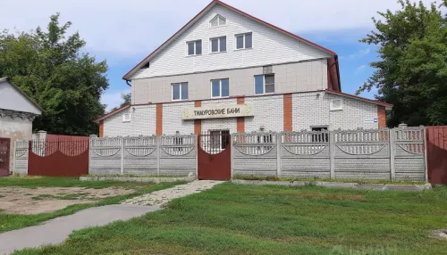 Банный комплекс с историей выставили на продажу в Барнауле. Фото