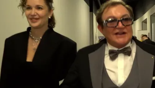 Дмитрий Дибров скорректировал внешность, чтобы нравиться молодой пассии