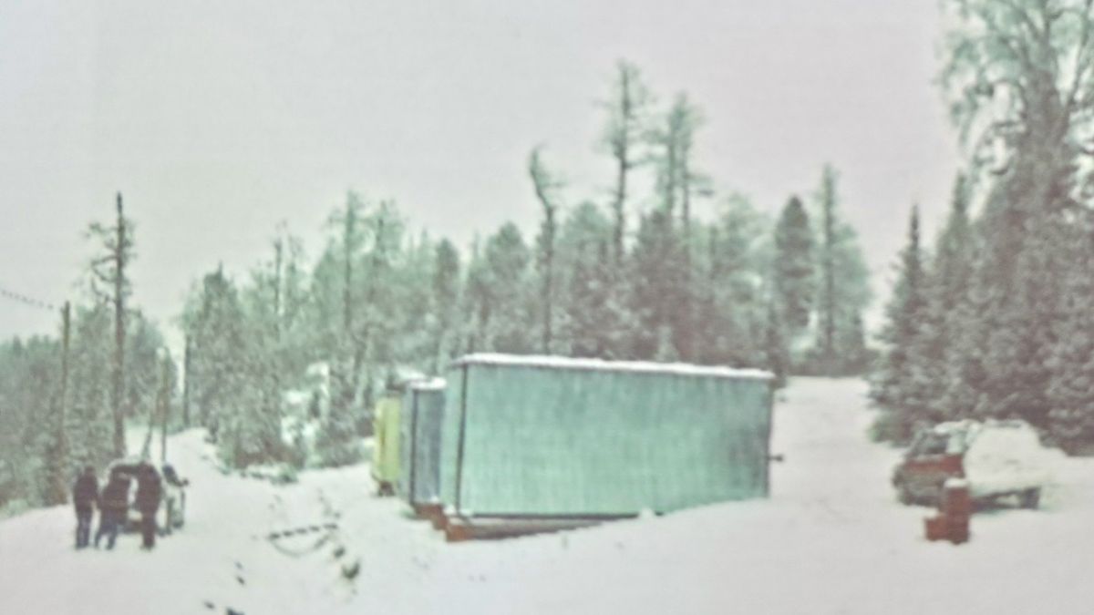 Мужчины напали на лагерь строителей в Республике Алтай