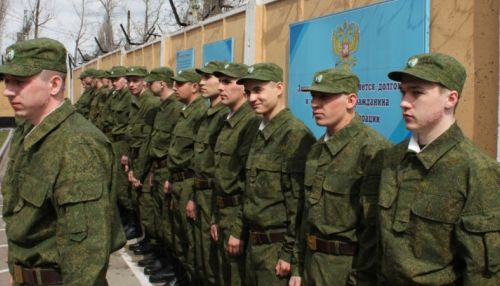 Сержантам и рядовым в России повысят зарплату с 1 сентября