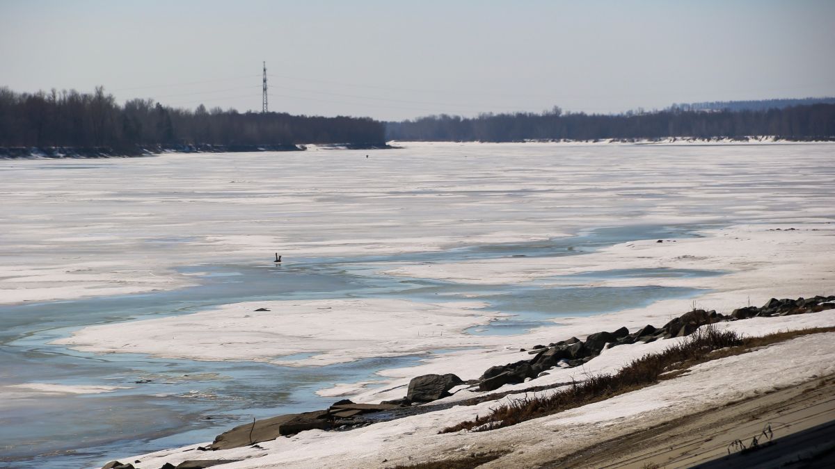 Обь в преддверии ледохода. Март 2026