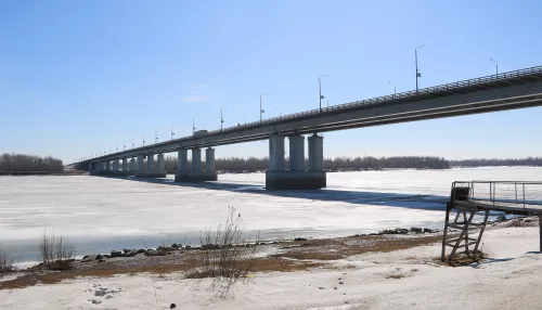 Названа дата начала ледохода в Барнауле. Как сейчас выглядит Обь: фоторепортаж