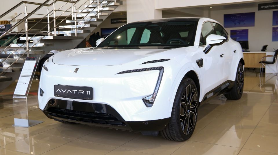 Электромобиль Avatr 11