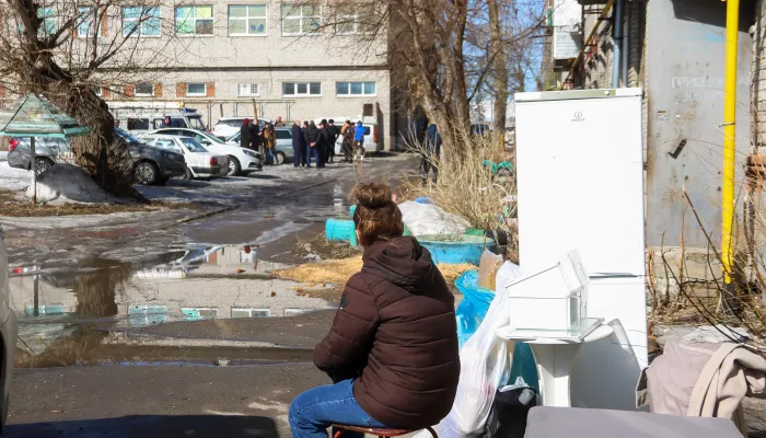 Тимуровский и его подпорки: когда снесут аварийный дом на краю барнаульского Потока