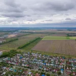 Назревает скандал: землю ДОМ.РФ около аэропорта Барнаула хотят распилить и продать