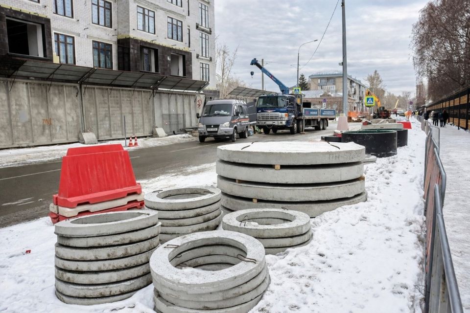 Реконструкция канализационного коллектора на улице Чкалова