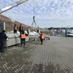 Лавочки и урны возвращают на улицы Барнаула после зимовки