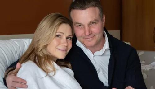 Актриса Анна Невская впервые стала мамой в 49 лет и показала малыша. Фото