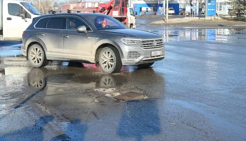 Комиссия начала проверку состояния дорог Барнаула. Фото