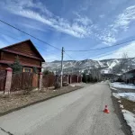 В Республике Алтай водитель Mazda Bongo сбил пожилого пешехода и скрылся