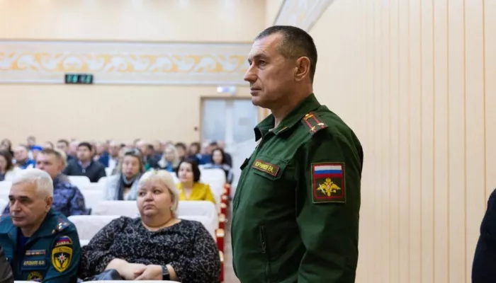 Бывший военком Бийска попался с поличным на взятке. Видео