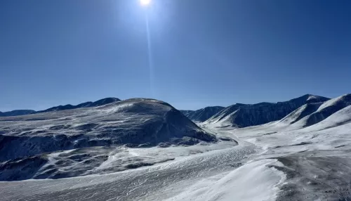 Белая весна: в Сайлюгемском нацпарке показали заснеженное урочище Саржематы. Фото
