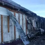 В Республике Алтай случился крупный пожар: горели дом и летняя кухня