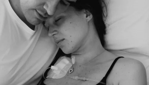 Дети Валерии Чекалиной боятся потерять маму: как болезнь повлияла на семью