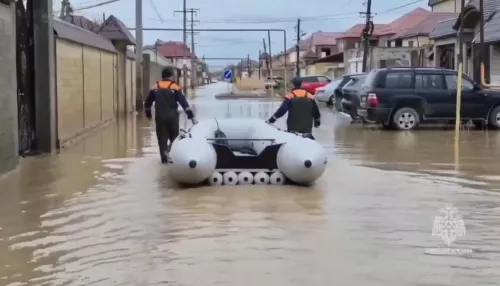 Ливни и обвалы в Дагестане: десятки населенных пунктов остаются под угрозой. Фото